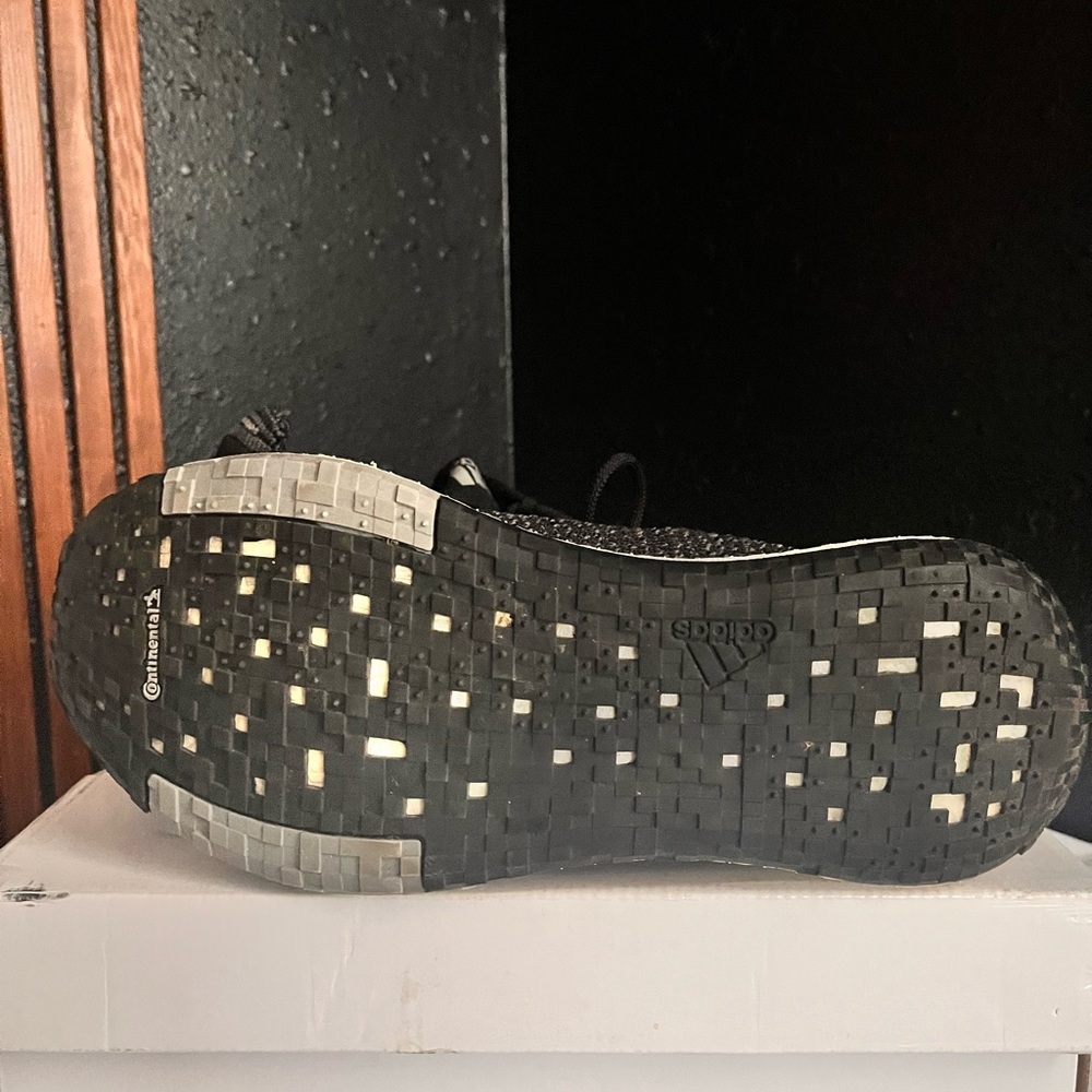 Women’s Adidas Boosted View 2